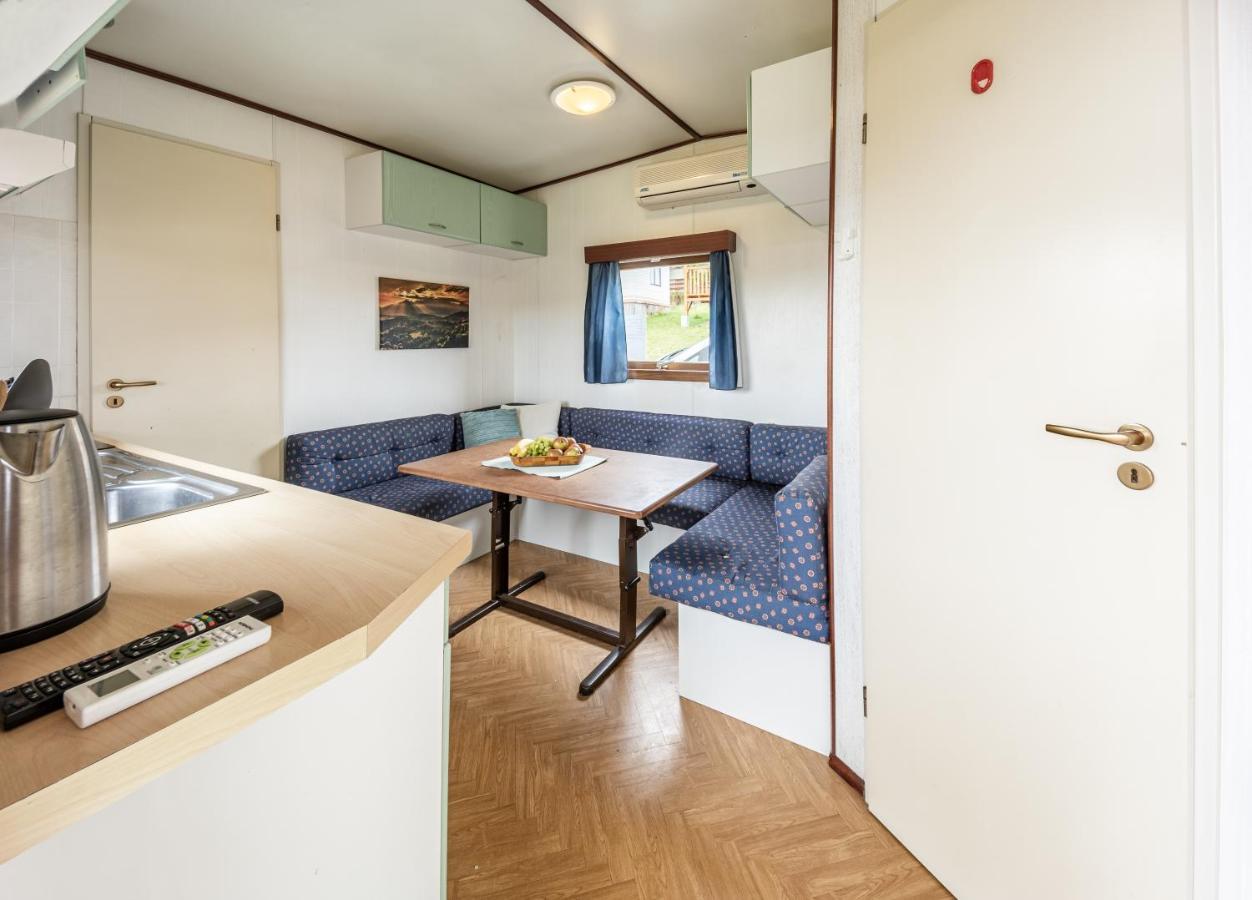 Mobilheim Chalet - Vyrovicka Prehrada Vyrovice Екстер'єр фото